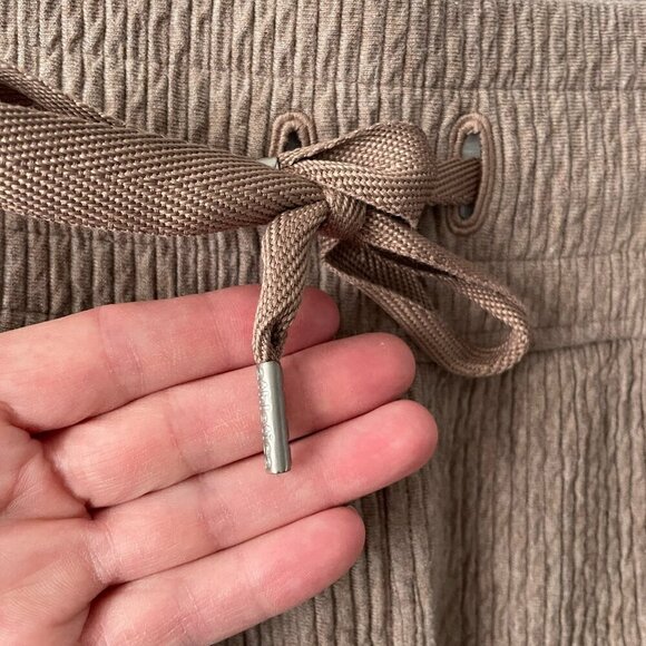 Lululemon Retreat Yourself Crop Wide Leg Pants Heathered Soft Sand Brown 6 - Picture 5 of 10